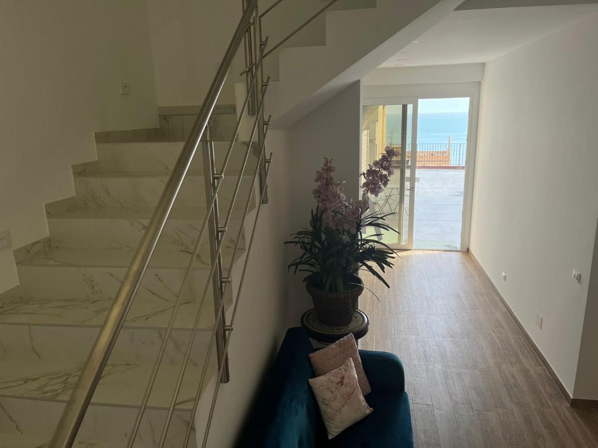 B&B Dea Gela Bagian luar foto