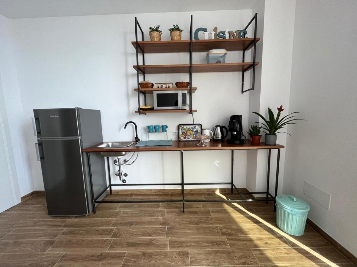 B&B Dea Gela Bagian luar foto